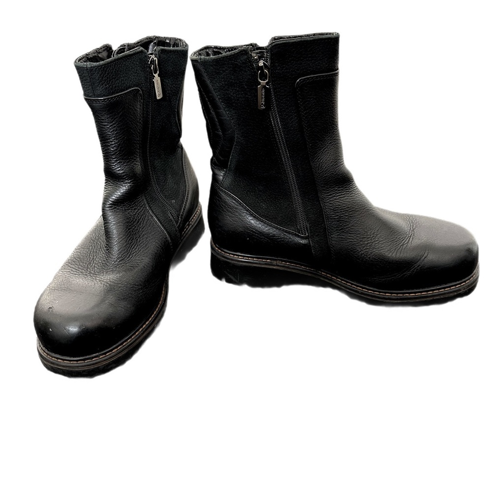 Blondo leather and shearling zipped winter boot size 8.5